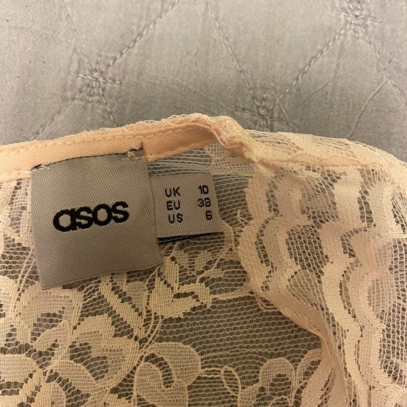 Pink dress - Picture 2 of 4